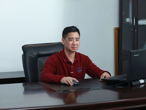 1523810098614473.jpg 办公室02.jpg