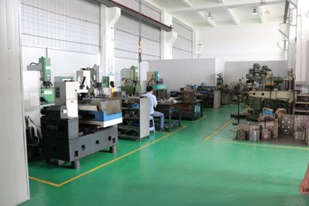 ע�ܿ�������ƽ̨-����(�й�)����Ķ�λ��׼��ȷ������λװ��