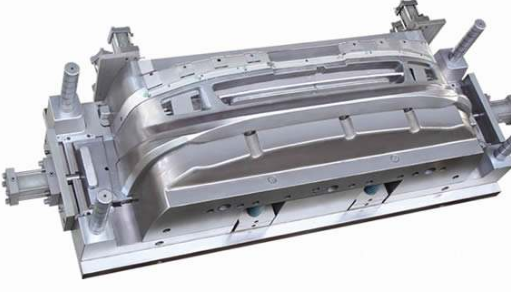 ѹ����ҵ����޴�ǰ������